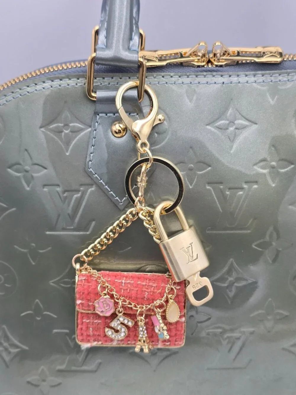 Authentic LV Gold Padlock 🔒 Unbranded Bag Keychain Charm for Louis Vuitton Bags